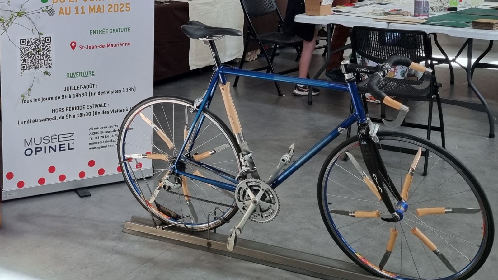 Bicycle presented at the exhibition En selle avec Opinel