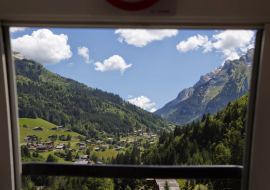 Vue depuis l'intérieur de la Télécabine de Beauregard