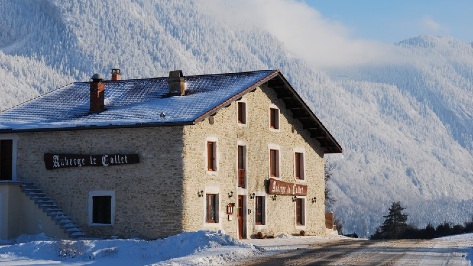 Raquettes et raclette en Vercors : agréable tête-à-tête à la montagne