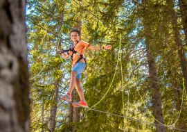 Treetop Adventure Trail - Passing on a wire