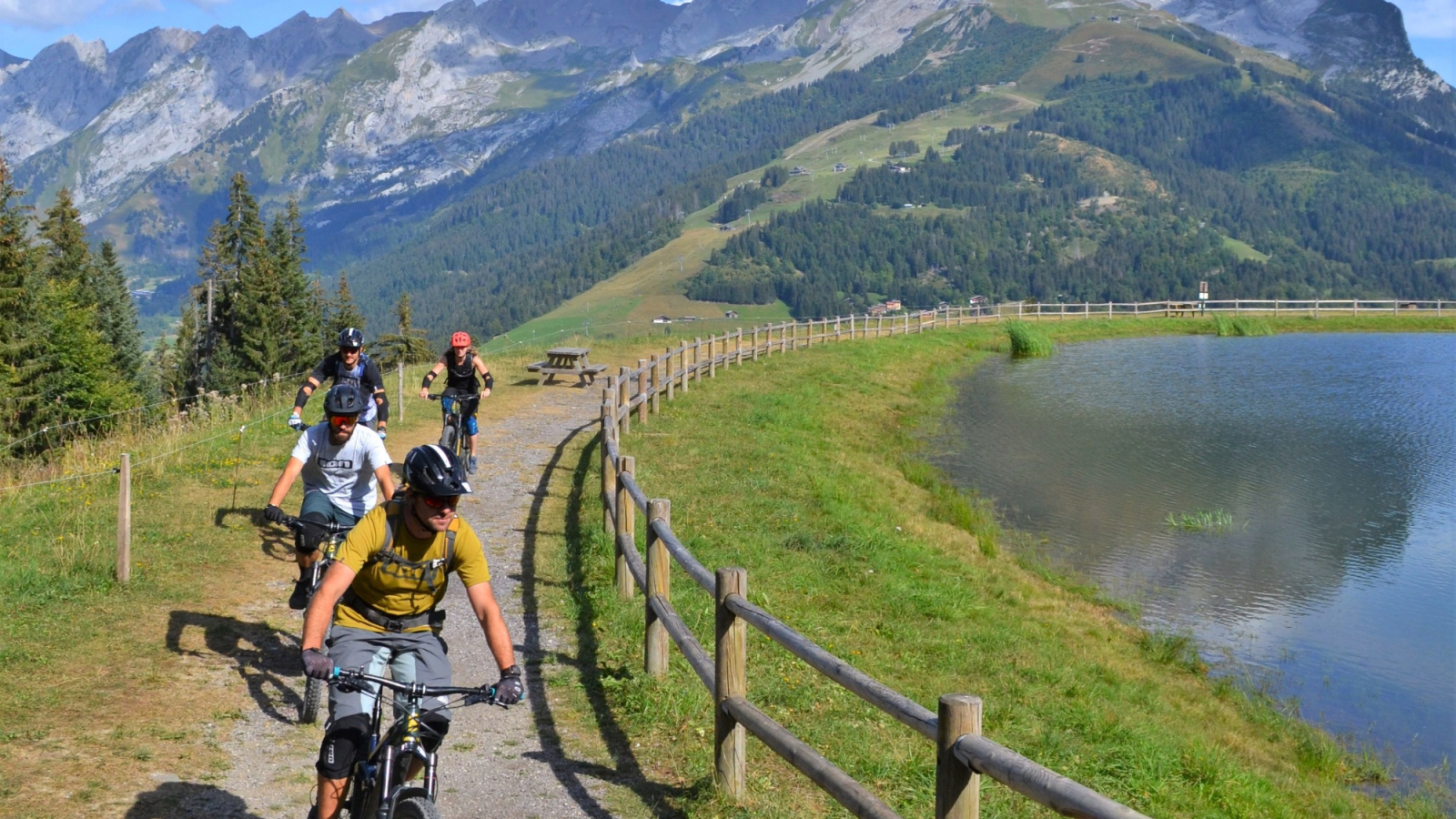 Evasions guidées en VTT électrique tous niveaux