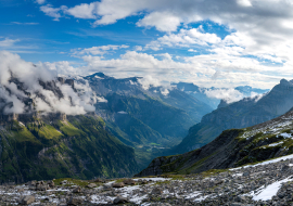 TOUR DES DENTS BLANCHES