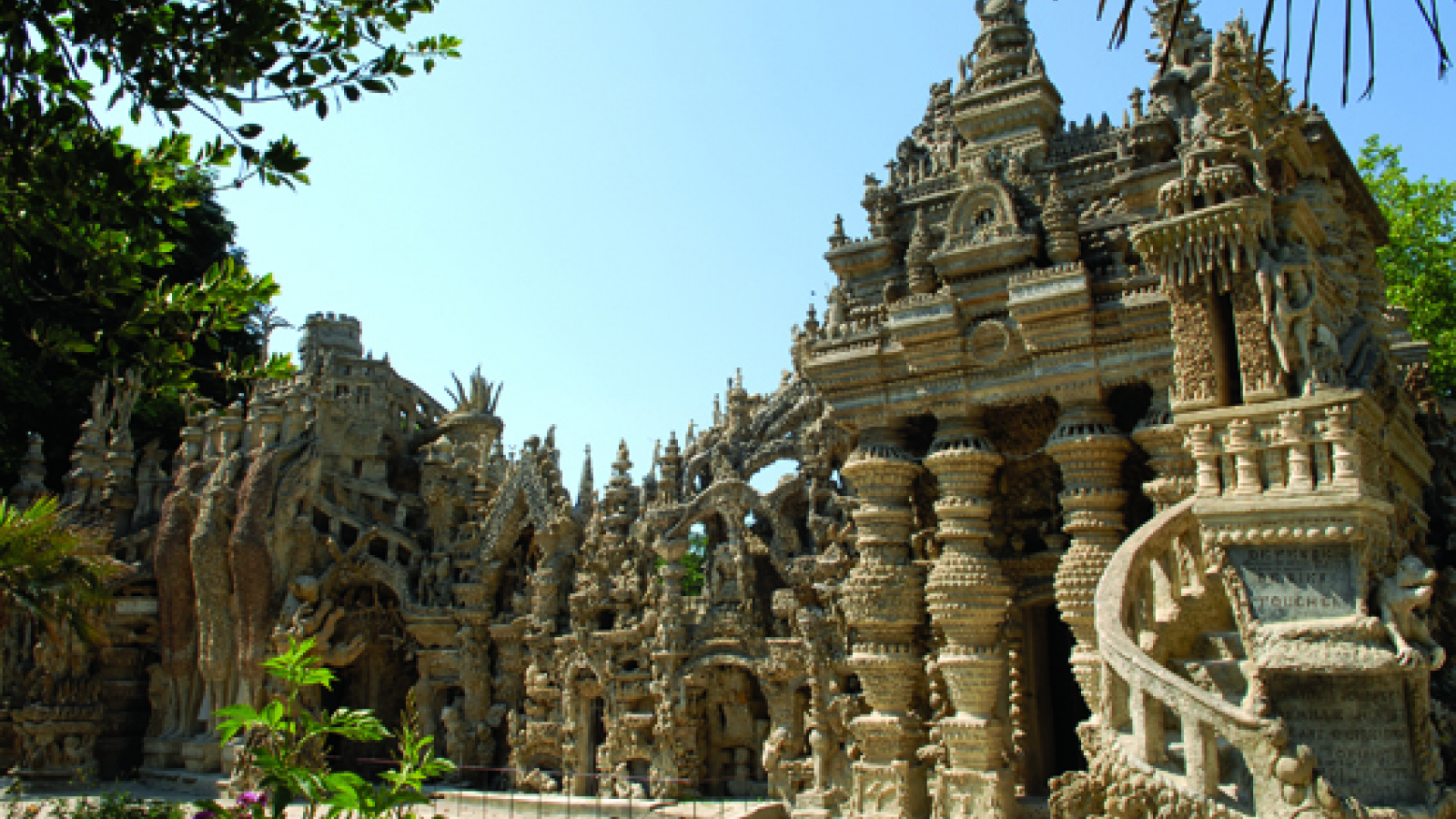 Palais idéal du facteur Cheval