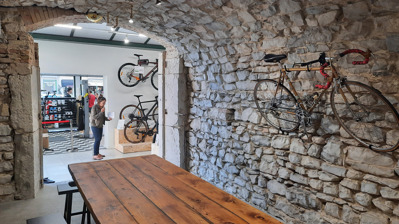 Respire Cycle & Café - Morestel - Espace détente