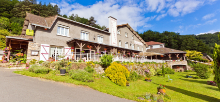 Vue façade et jardin