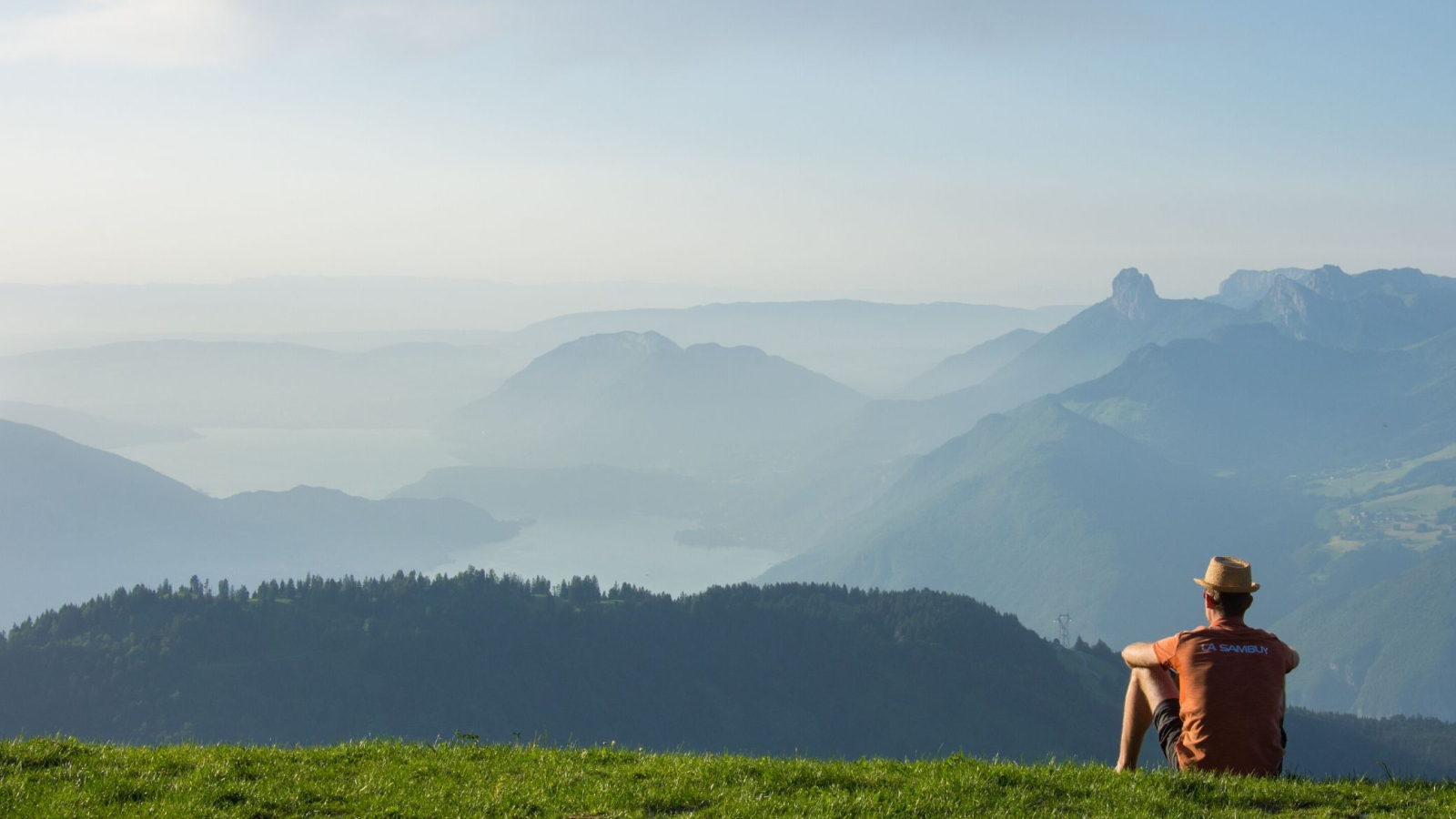 La Sambuy été vue sur le lac