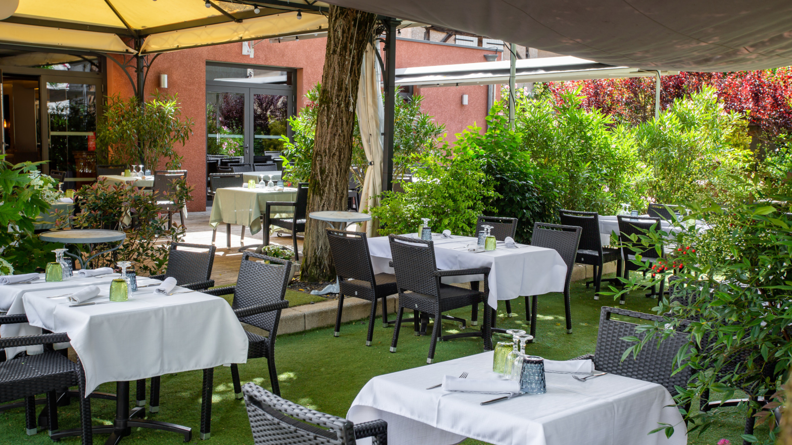 Terrasse Restaurant Versaud Viriat