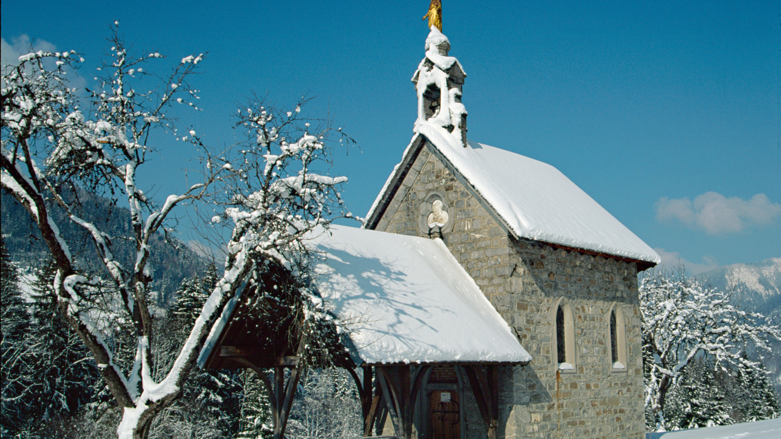 Chapelle des Mouilles sous la neige