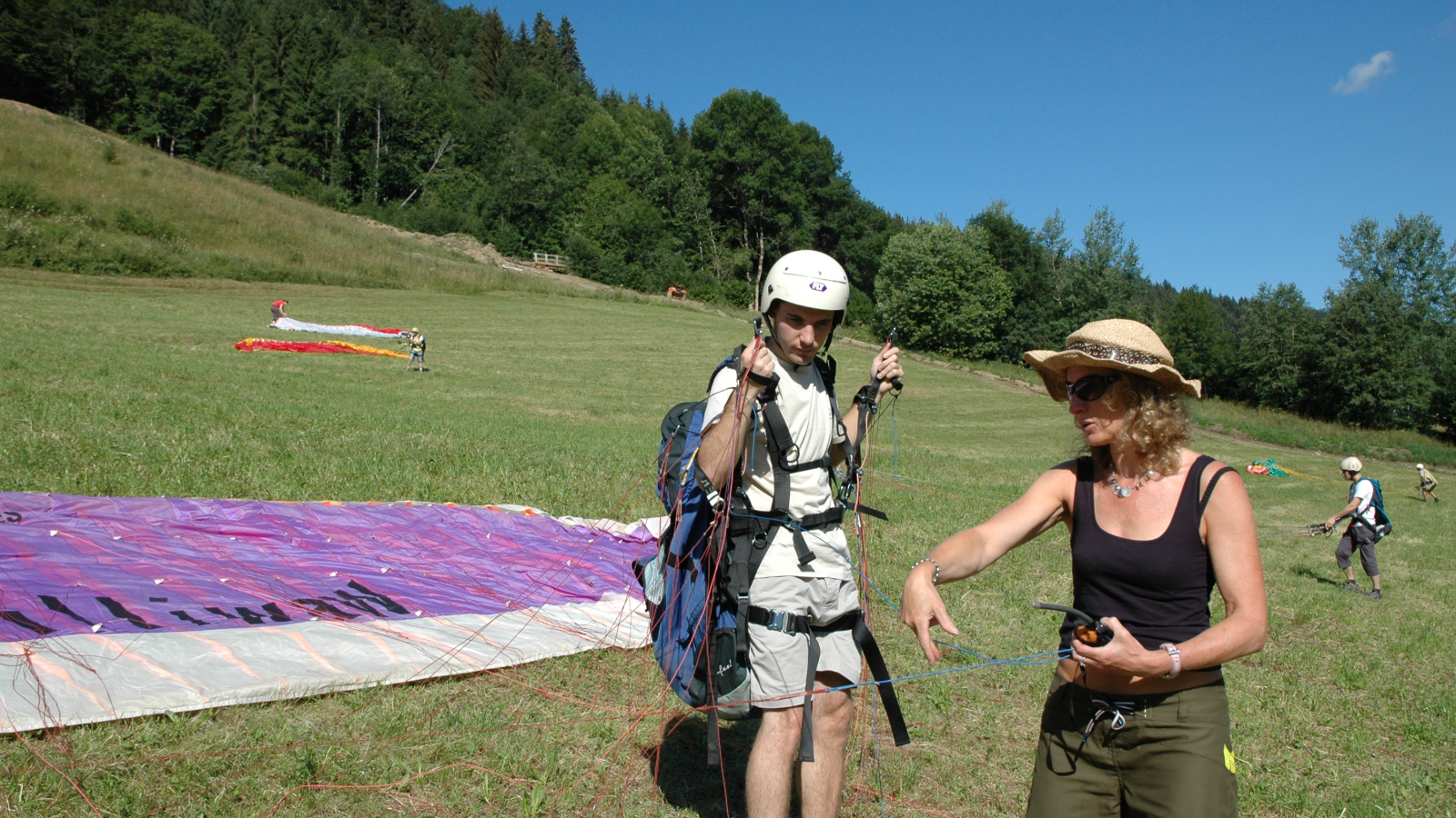 ABC Paragliding and Speedriding professional School of Portes du Soleil