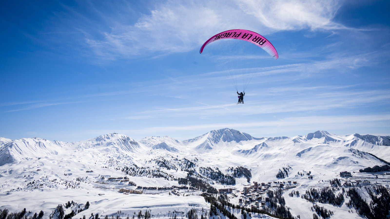 vol parapente biplace au dessus de la Plagne avec AIR La Plagne