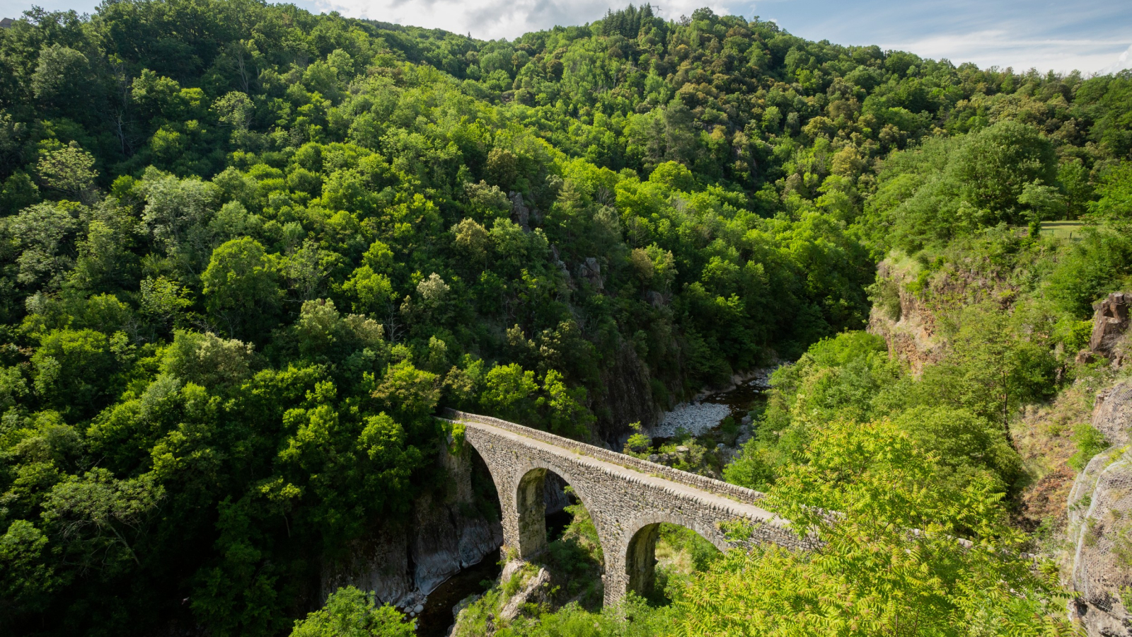 Fabras - Pont de l'Echelette printemps ©S.BUGNON