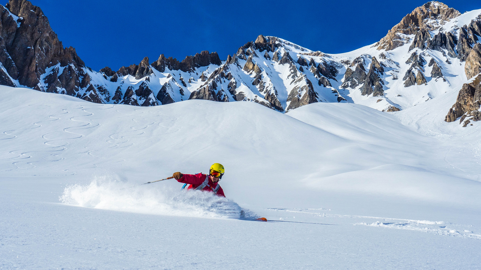 Freeride skier