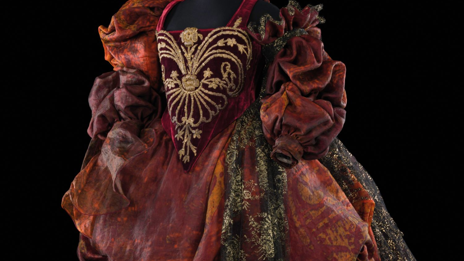 Costume d'Adriana Lecouvreur pour l'opéra Adriana Lecouvreur, 2012 ©CNCS_Florent Giffard