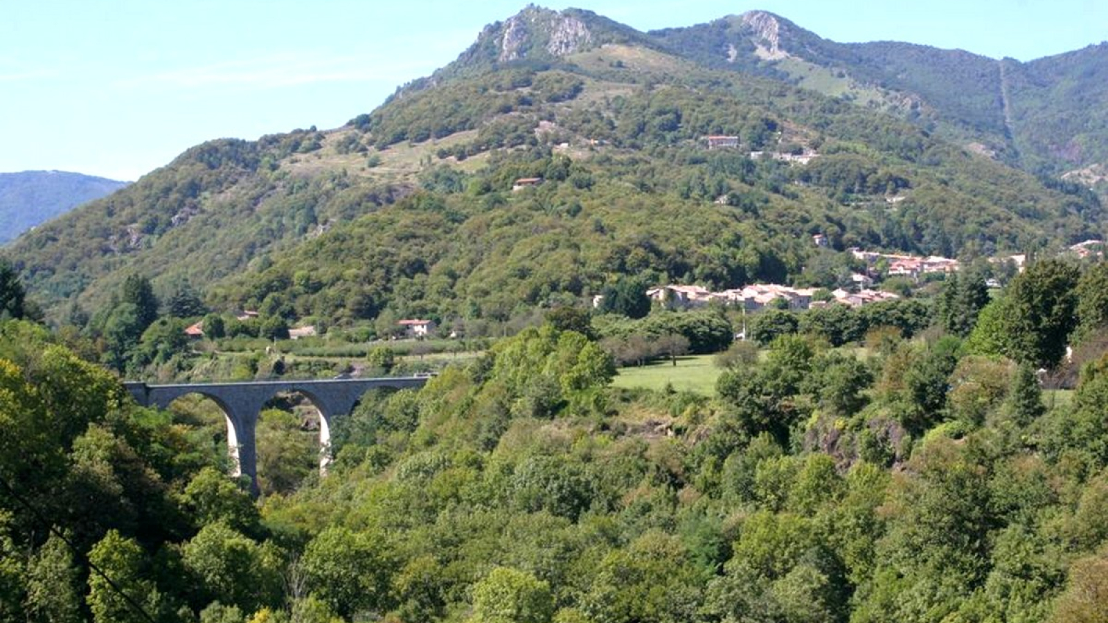 Montpezat sous Bauzon - Suc de Bauzon ©OTASV