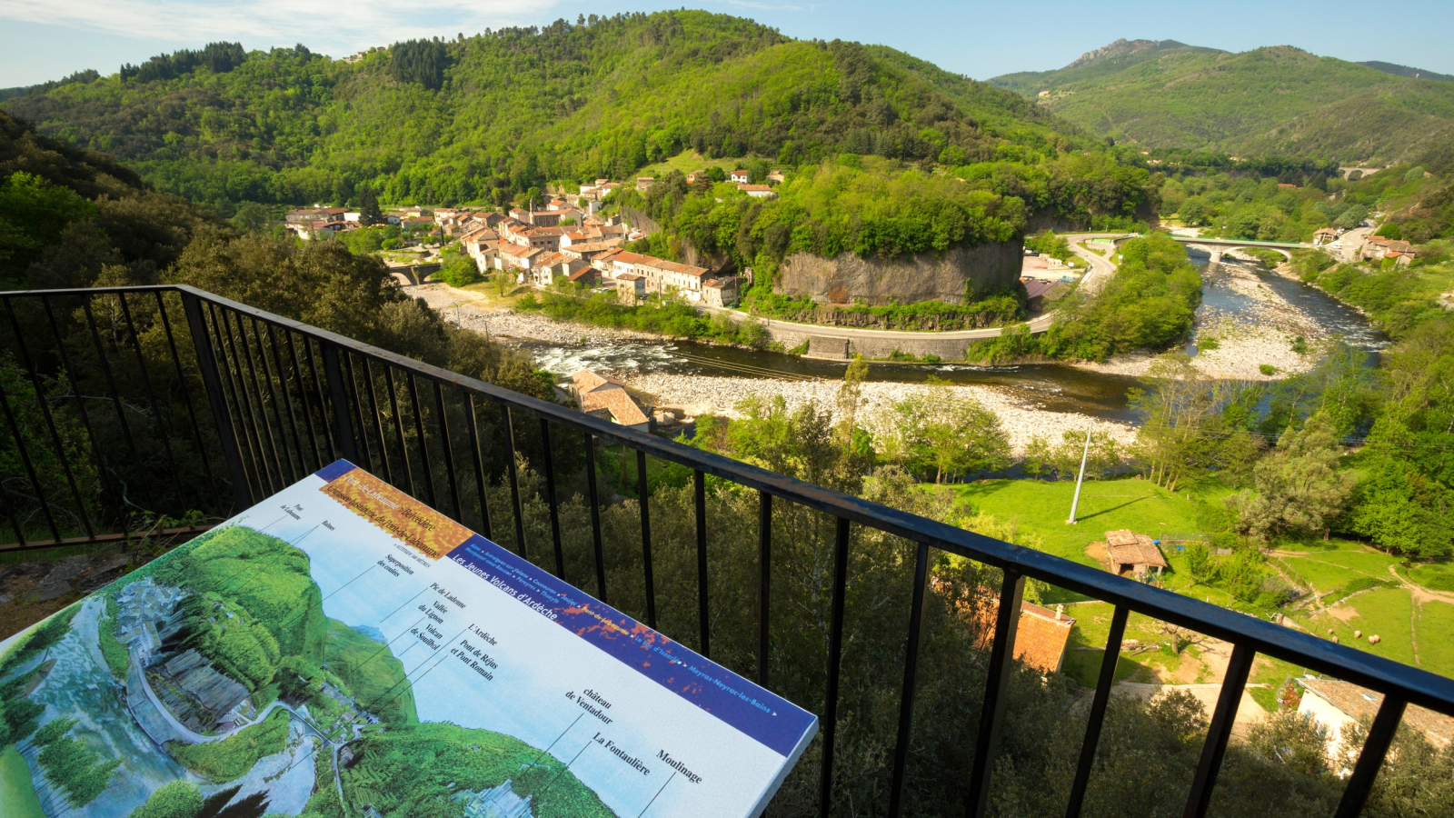 Pont-de-Labeaume - Belvédère ©S.BUGNON