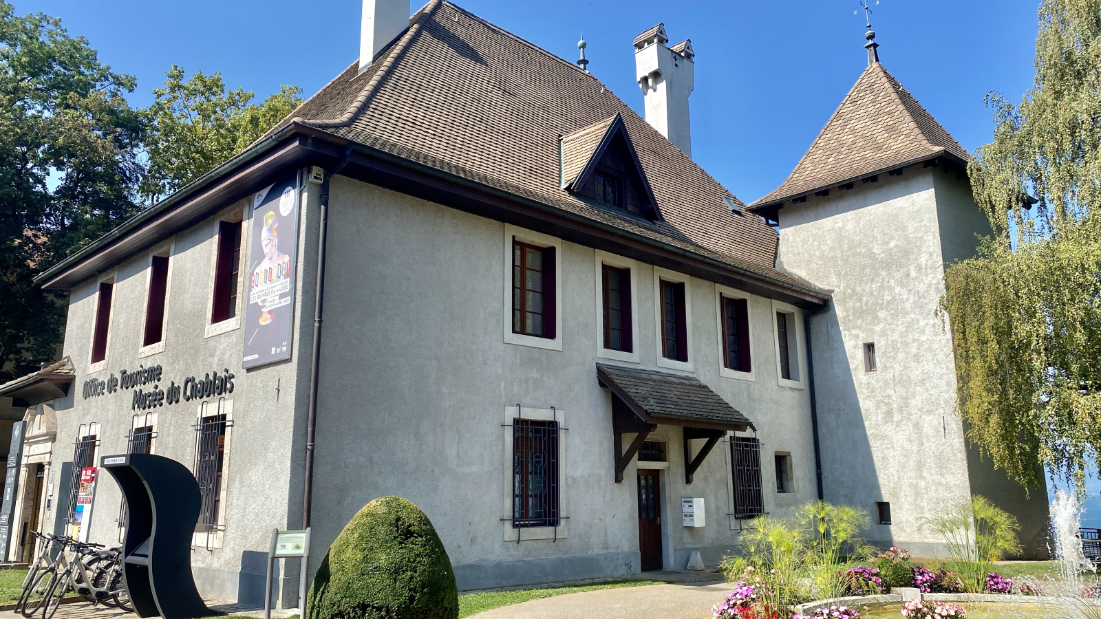 Vue extérieur du château de Sonnaz