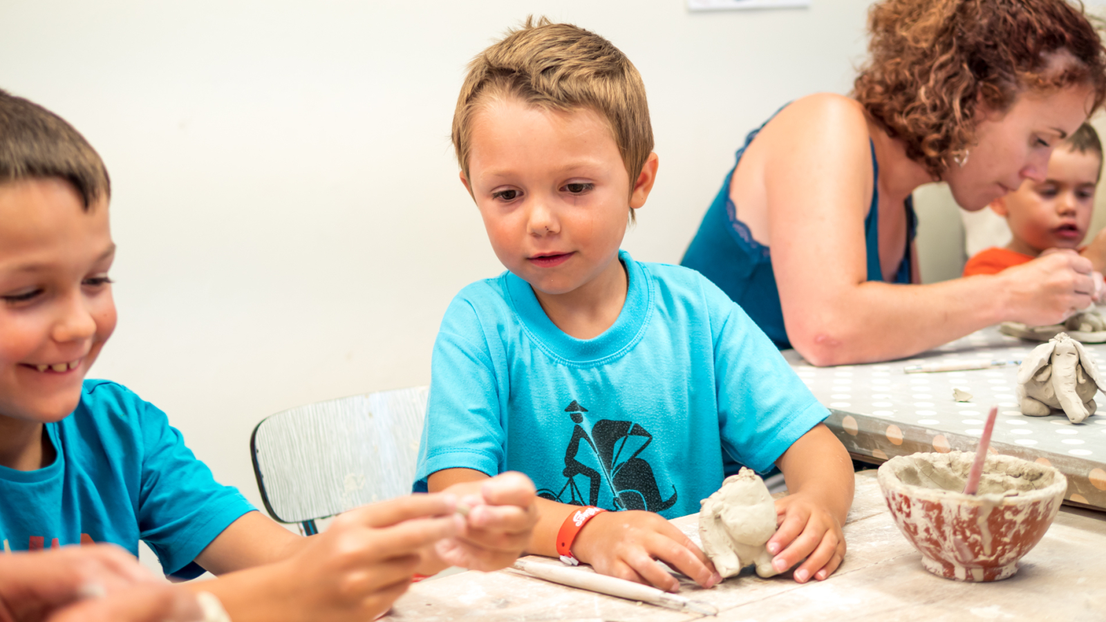 Atelier poterie pour adultes et enfants séance 2h