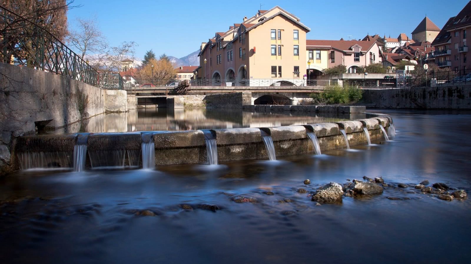 Annecy, le Thiou au niveau de l'île Saint-Joseph