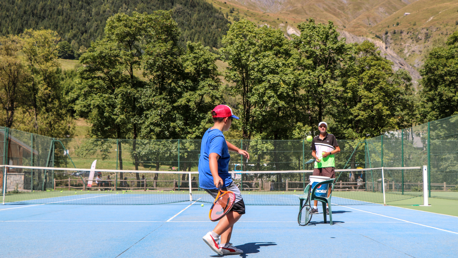 Cours de tennis à Saint Sorlin d'Arves