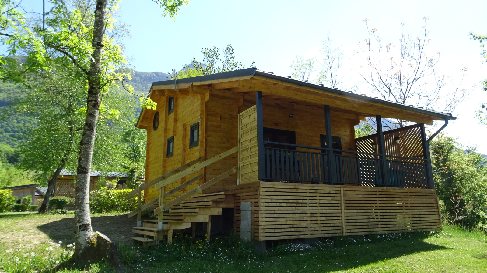 Chalet Duplex de la Dent du Chat du Camping des Lacs