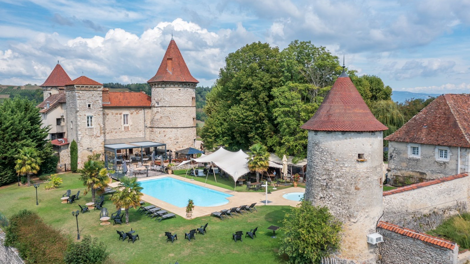 Hôtel Château de Chapeau Cornu à Vignieu - Balcons du Dauphiné