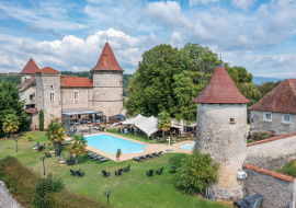 Hôtel Château de Chapeau Cornu à Vignieu - Balcons du Dauphiné