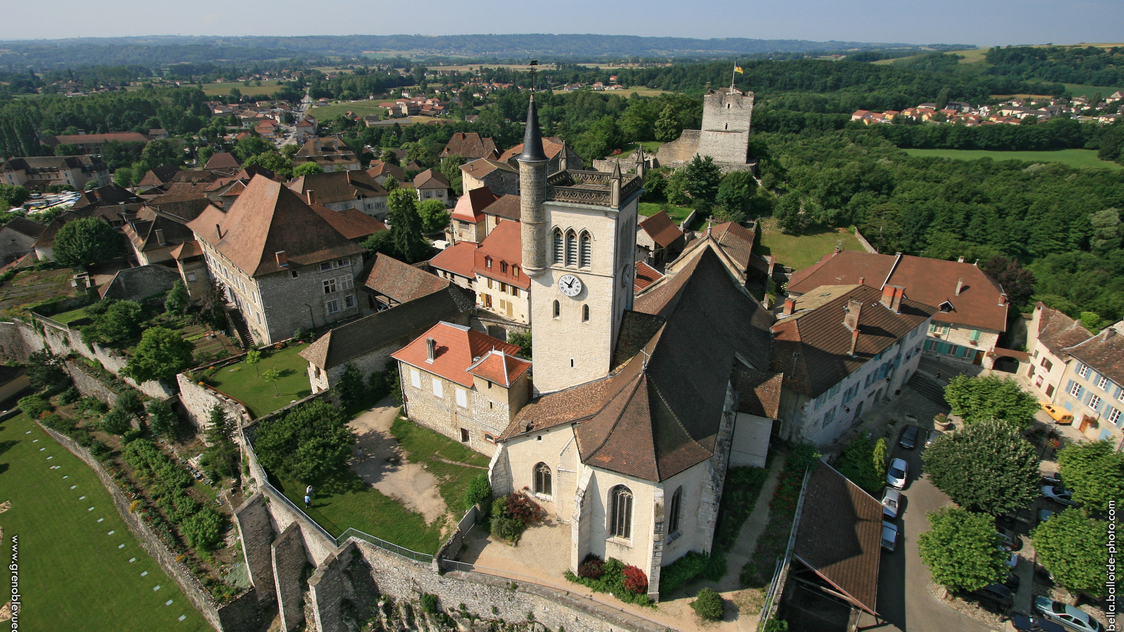 Quartier historique de Morestel, cité des peintres - Balcons du Dauphiné - Nord-Isère - à moins d'une heure de Lyon