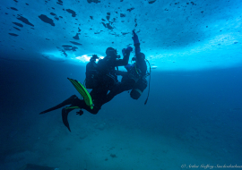 Ice diving with Sensations Vanoise