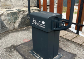 Borne pour vélo et VTT électrique Place du Pic Blanc