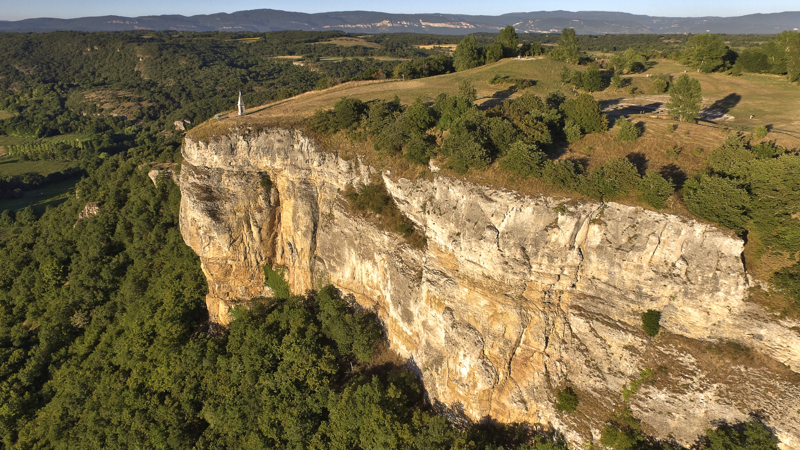 Vue sur les falaises de Larina - Balcons du Dauphiné