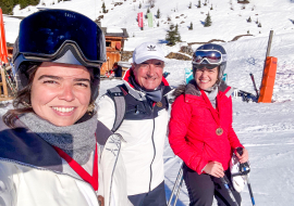 Alpine skiing lessons in small groups