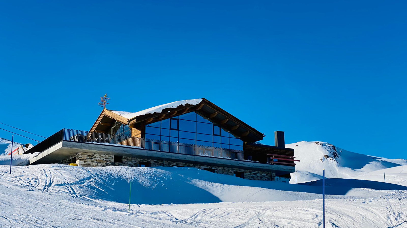 Façade extérieure - Restaurant L'empreinte Avaline Val d'Isère