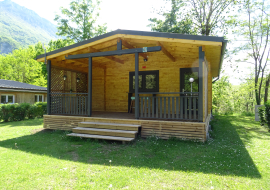 Chalet de la Dent du Chat du Camping des Lacs