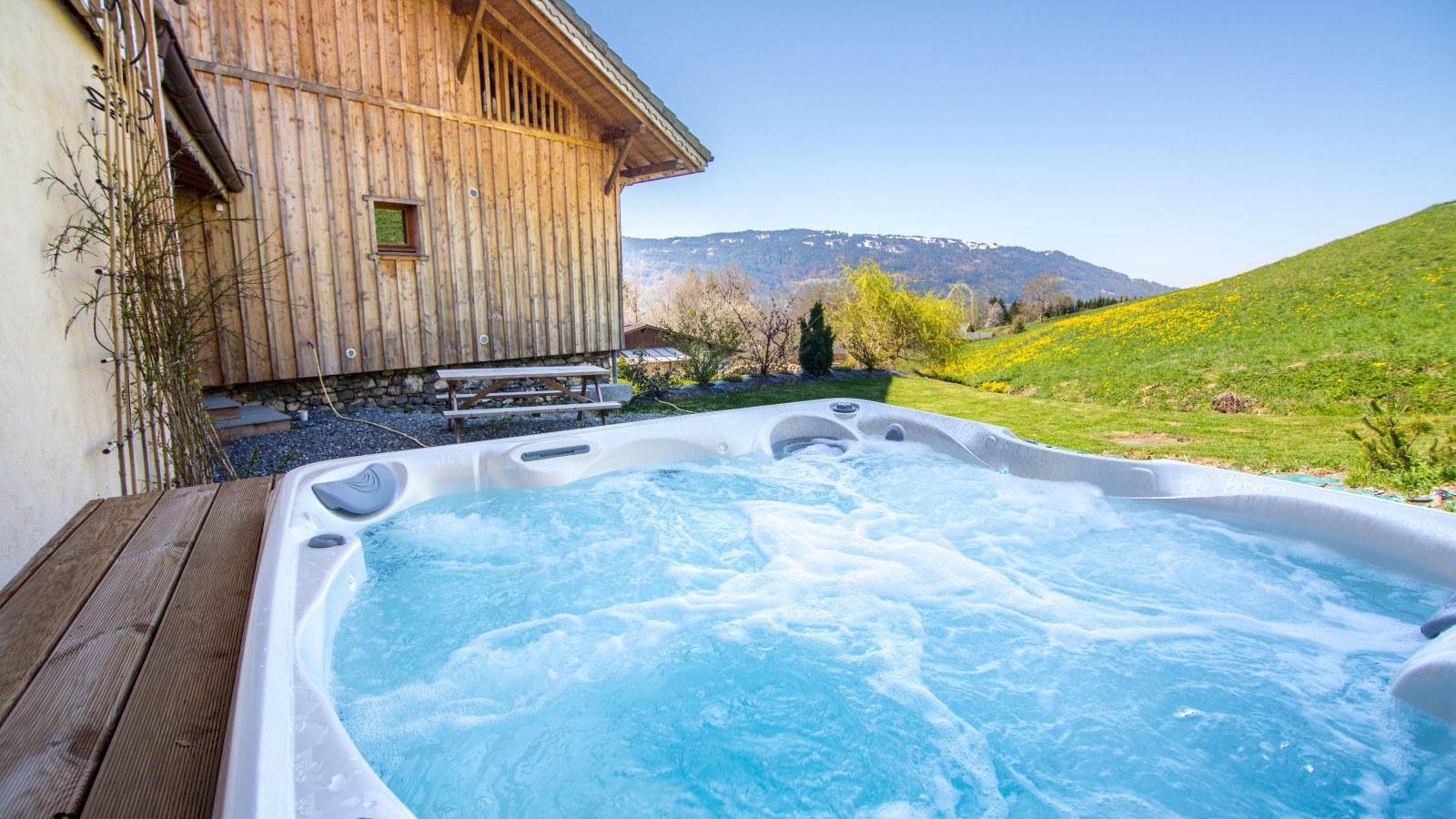 Jacuzzi extérieur