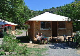 Les Cabanes de Cornillon terrasse