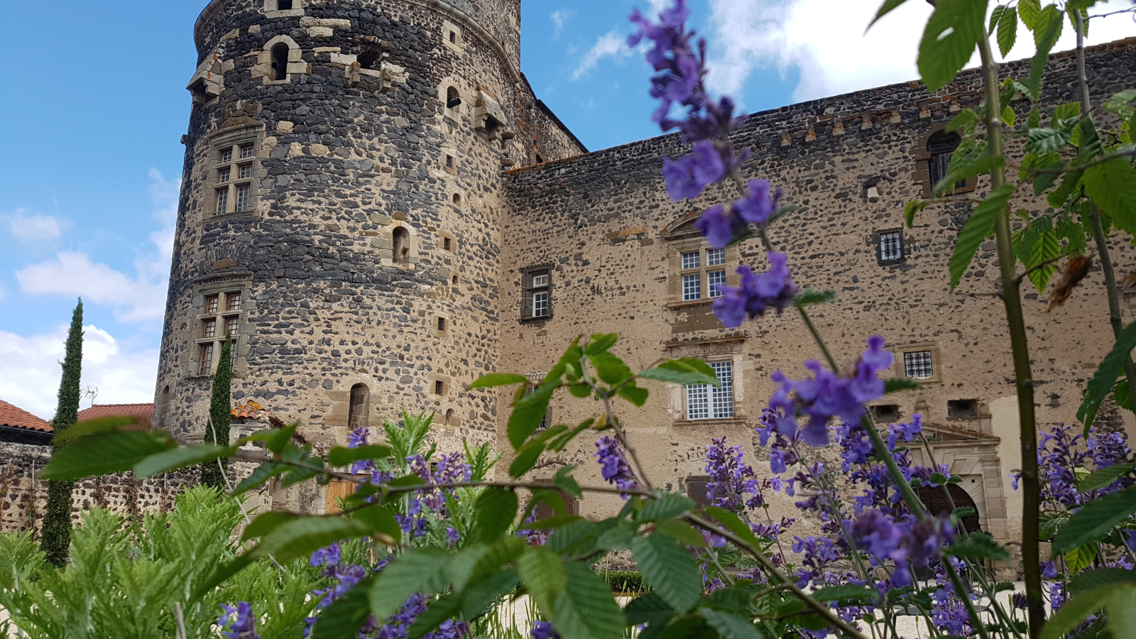 Forteresse de Saint Vidal - Le Donjon