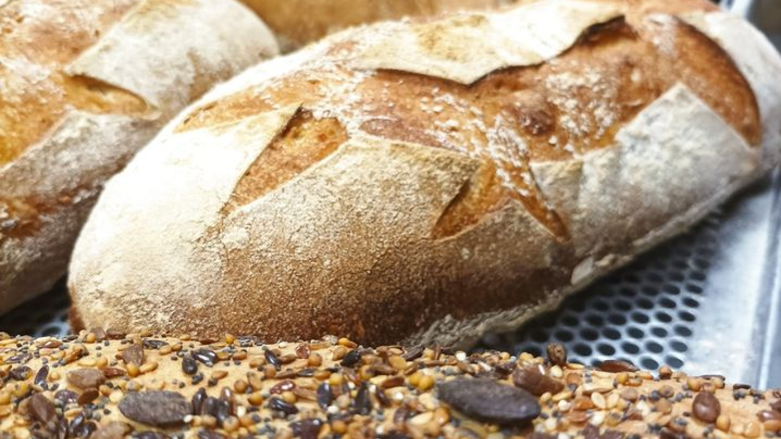 Pains de campagne et pains spéciaux du Marché Balmolan