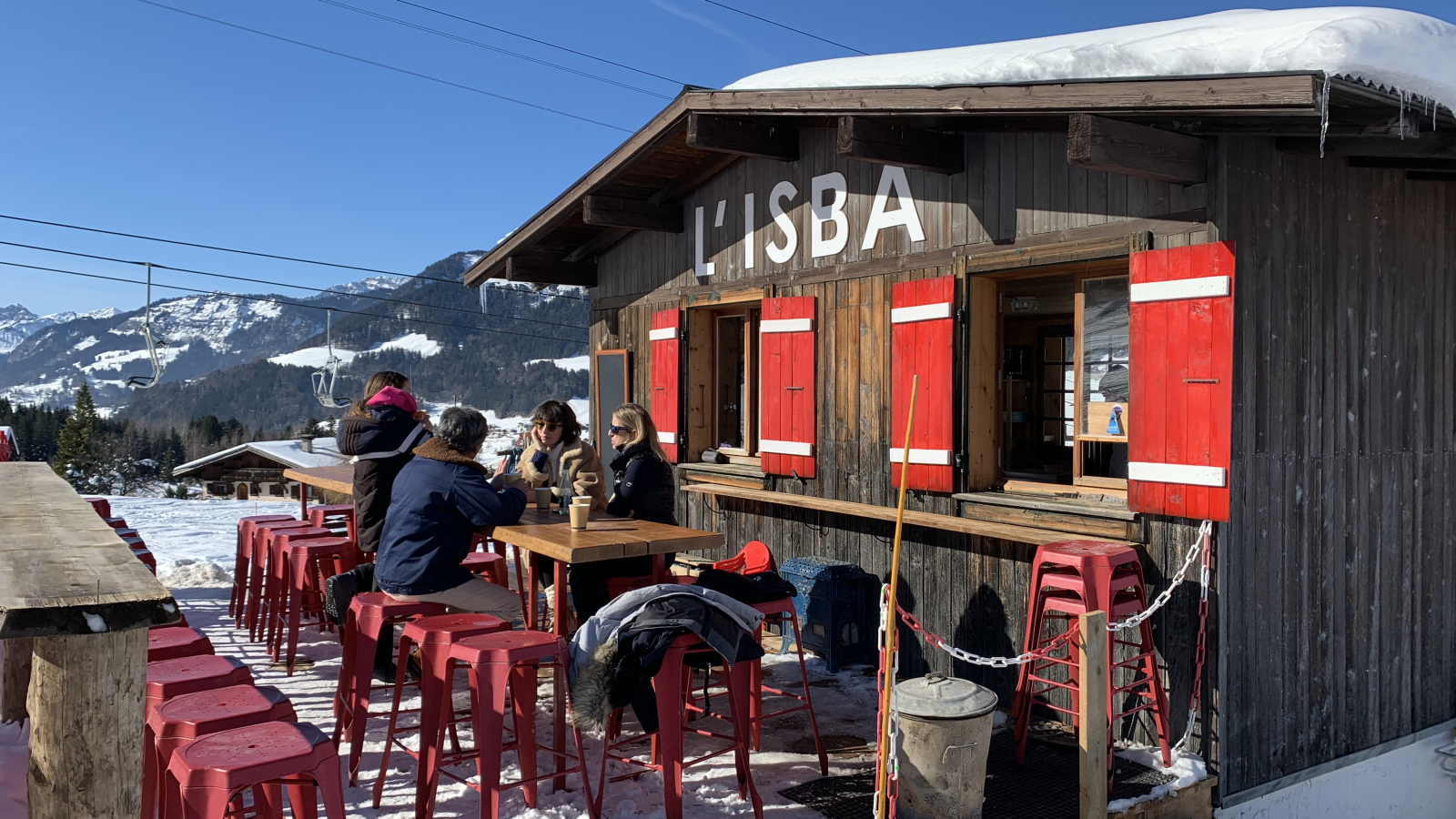 terrasse sous la neige