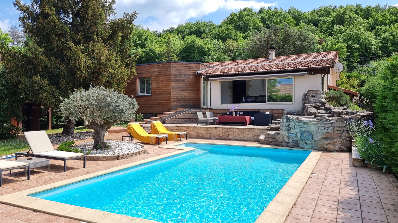 Piscine de la Chambre d'hôtes chez Amélie - Crémieu - Balcons du Dauphiné