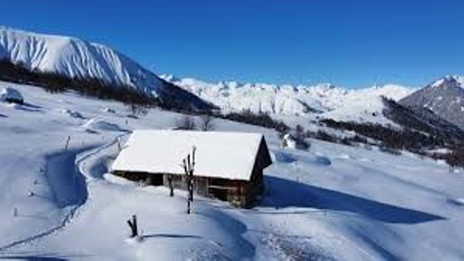 Chalet Sur La Broüe