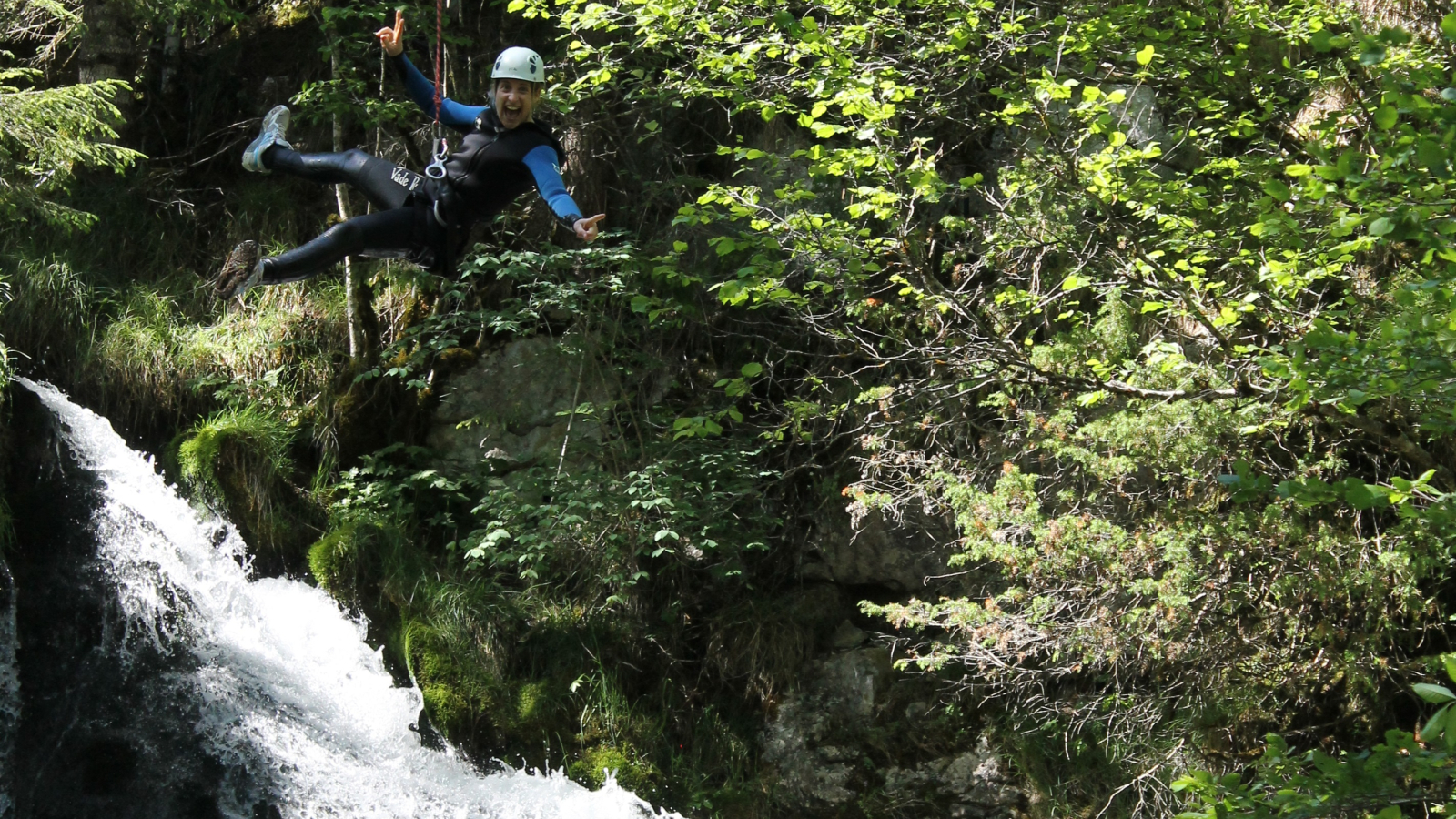 Découverte du canyoning à Abondance