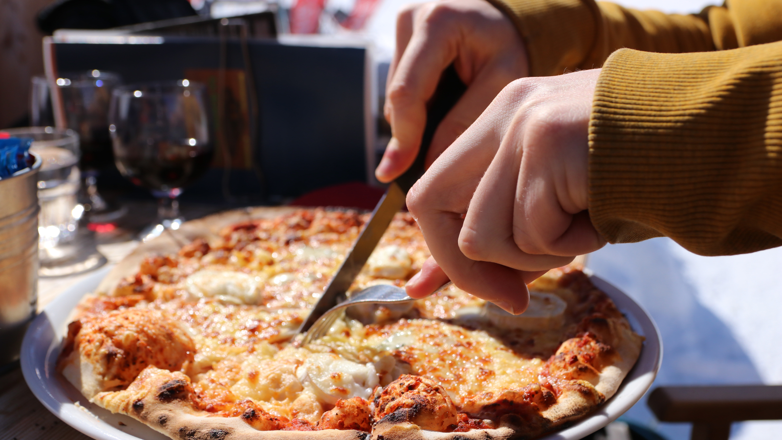 Pizza au feu de bois