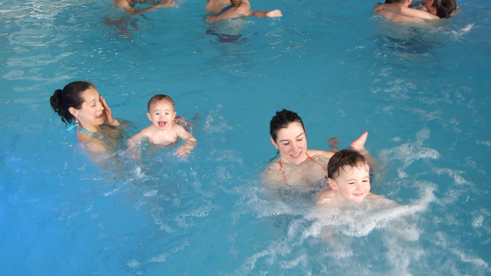 Chamrousse parent-child spa pool