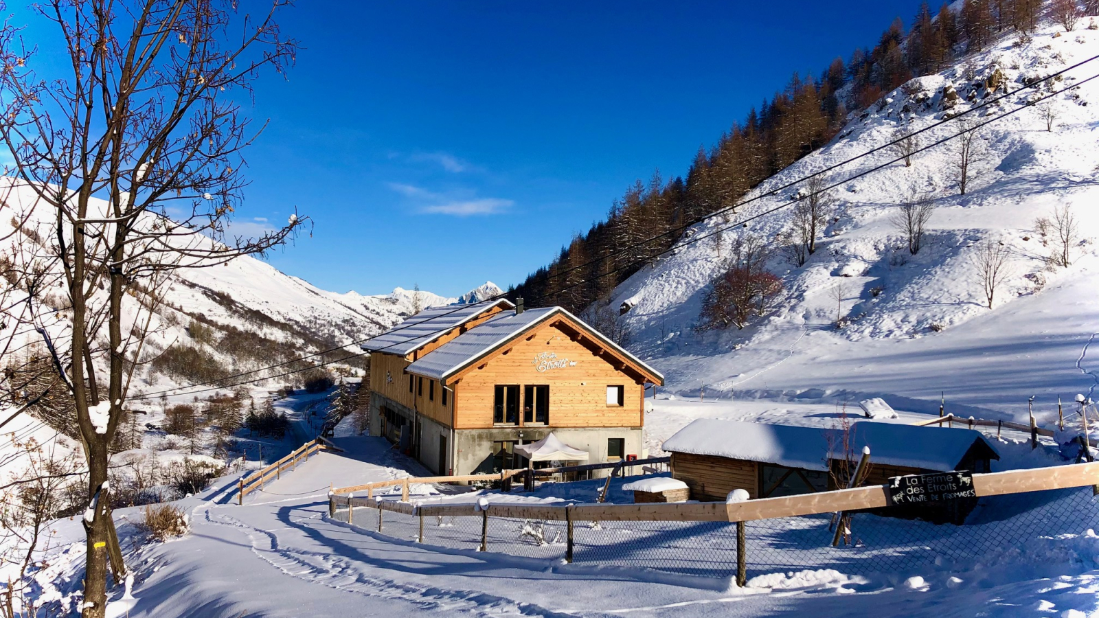 La ferme des étroits en hiver