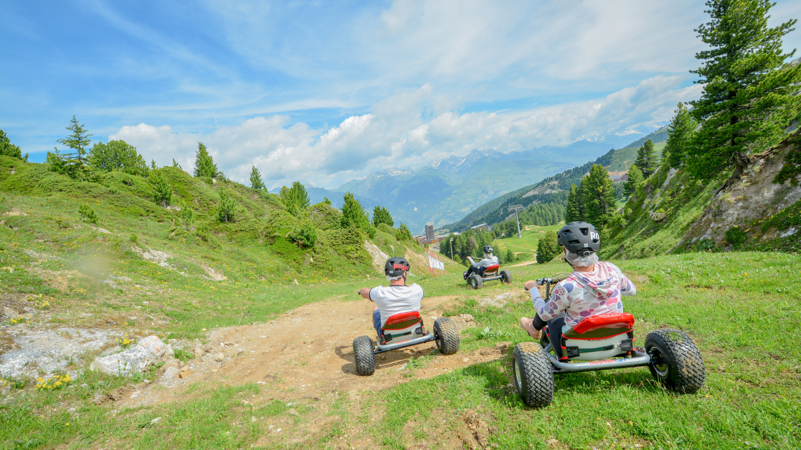 Descente en Mountain Cart