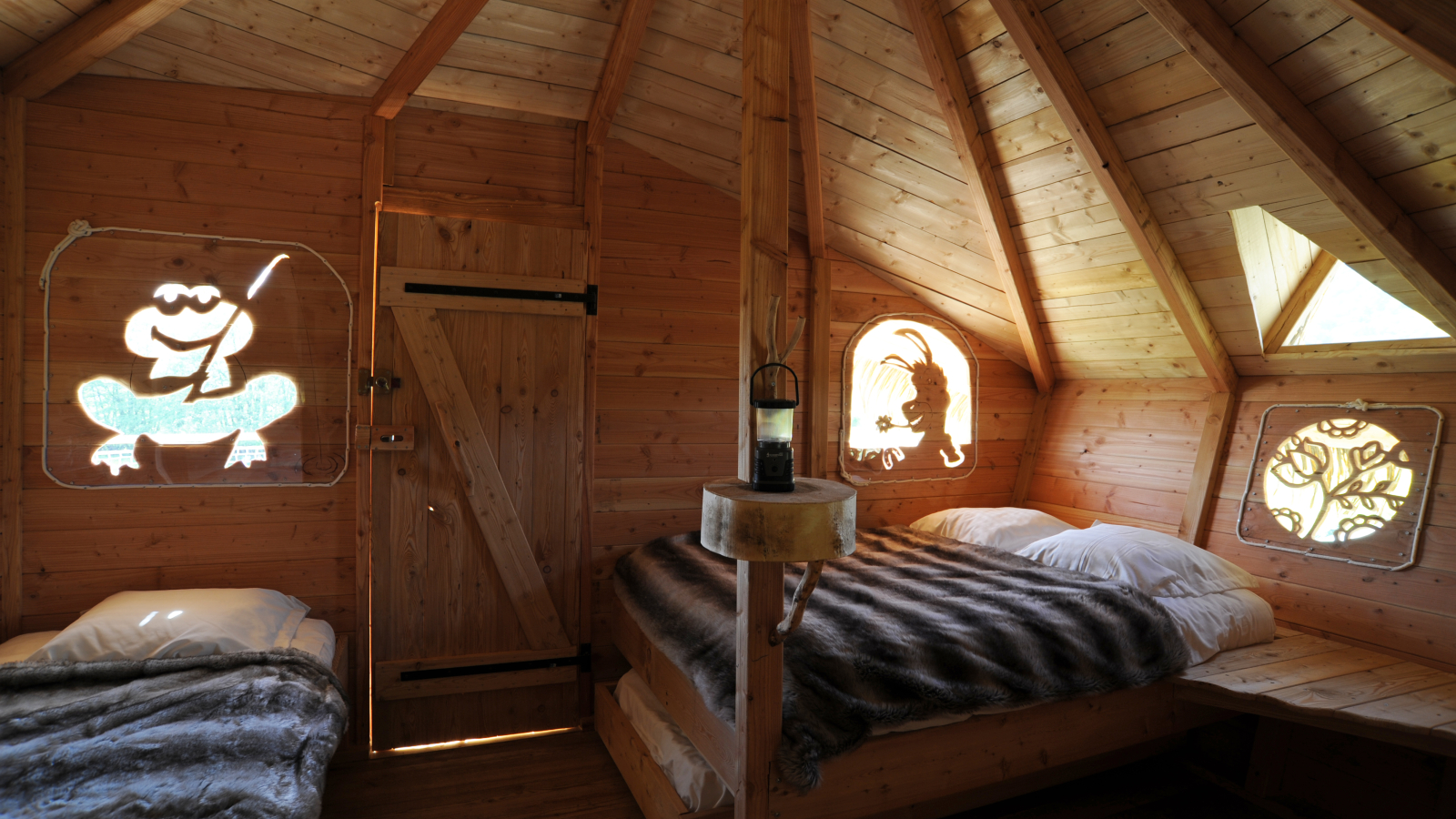 Cabane dans les arbres - Domaine de Suzel