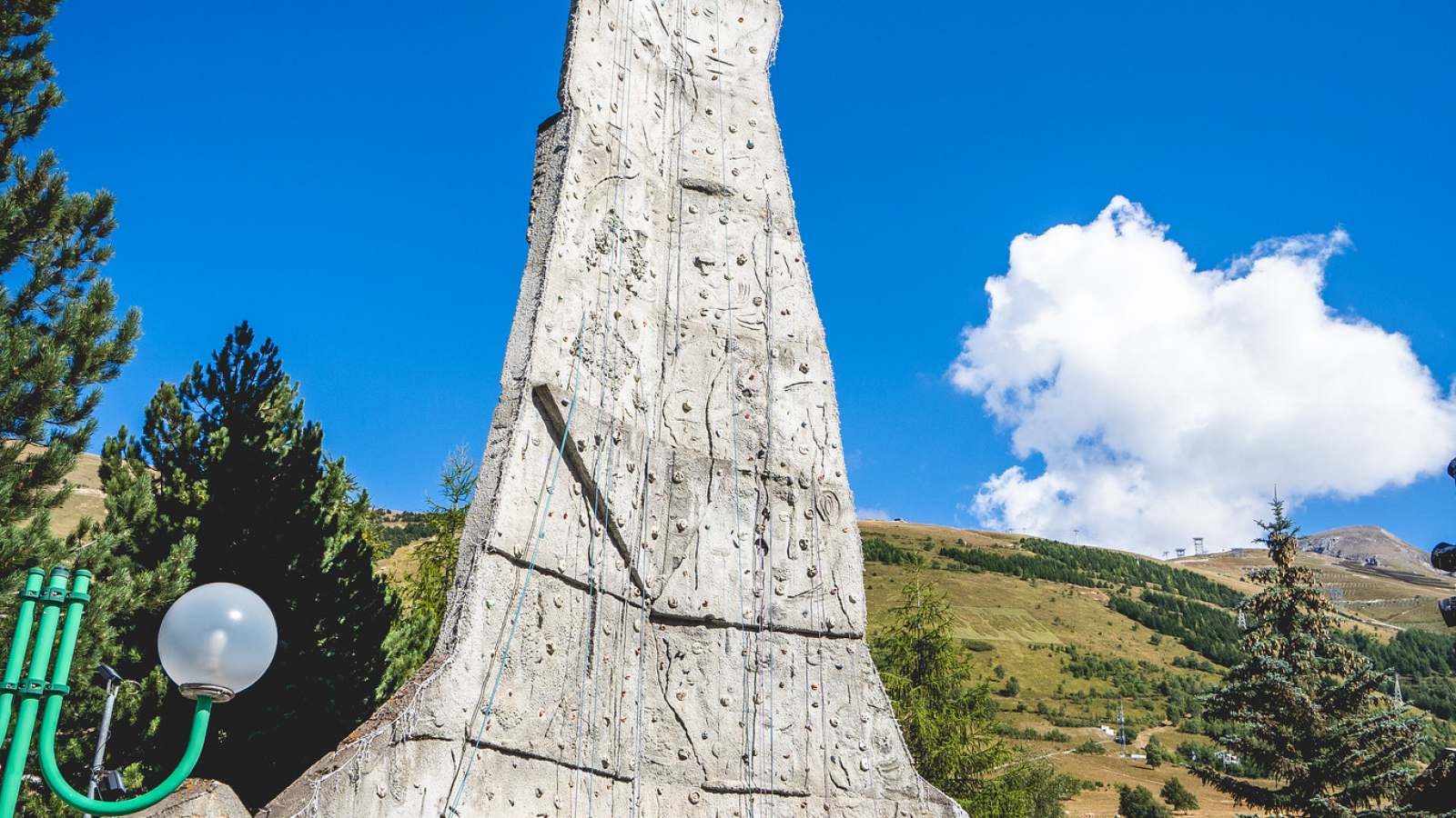 Climbing wallLes Aiguilles de Champamé