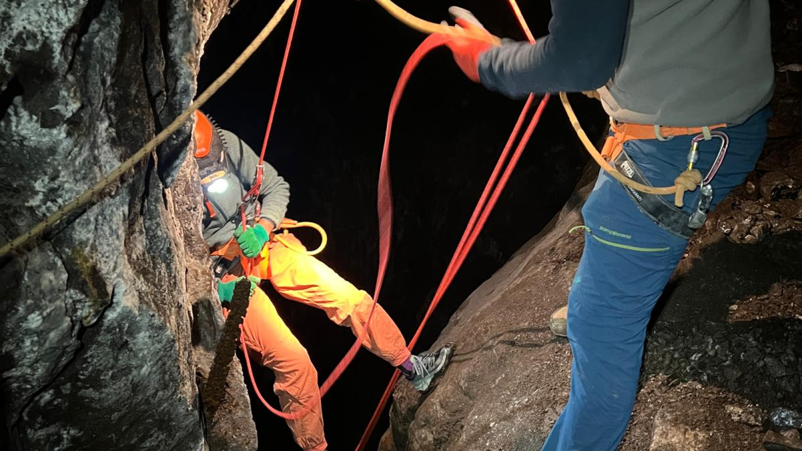 Le Grand FIlon - La traversée de la mine - Spéléologie Maurienne Belledonne