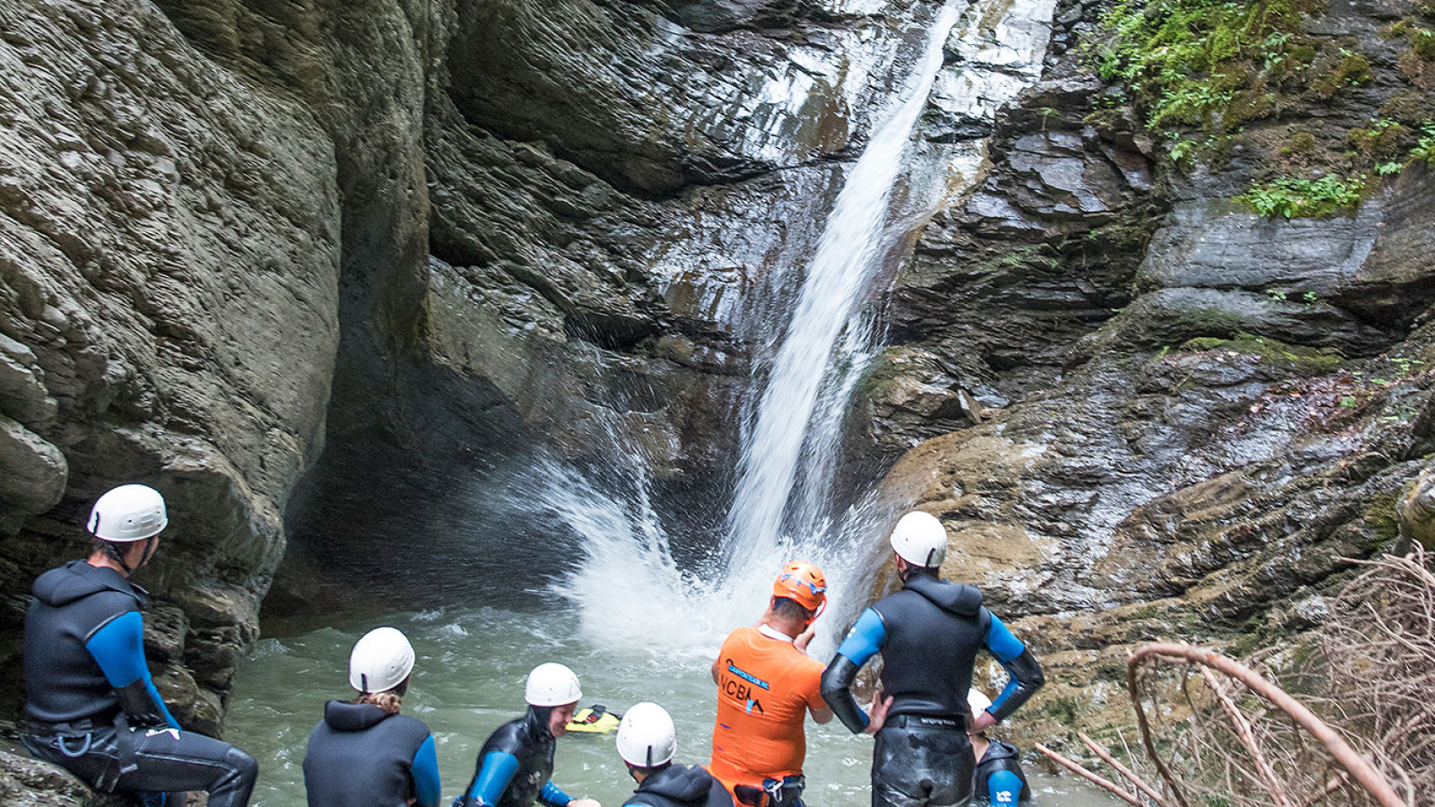 Tobogan dans le canyon de Nyon