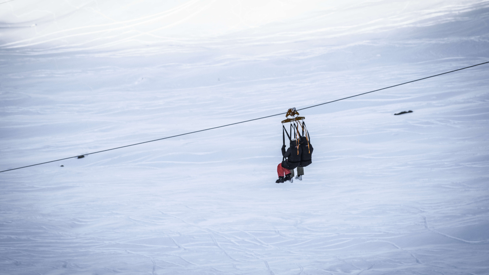 Tyrolienne de l'Aiguille Rouge